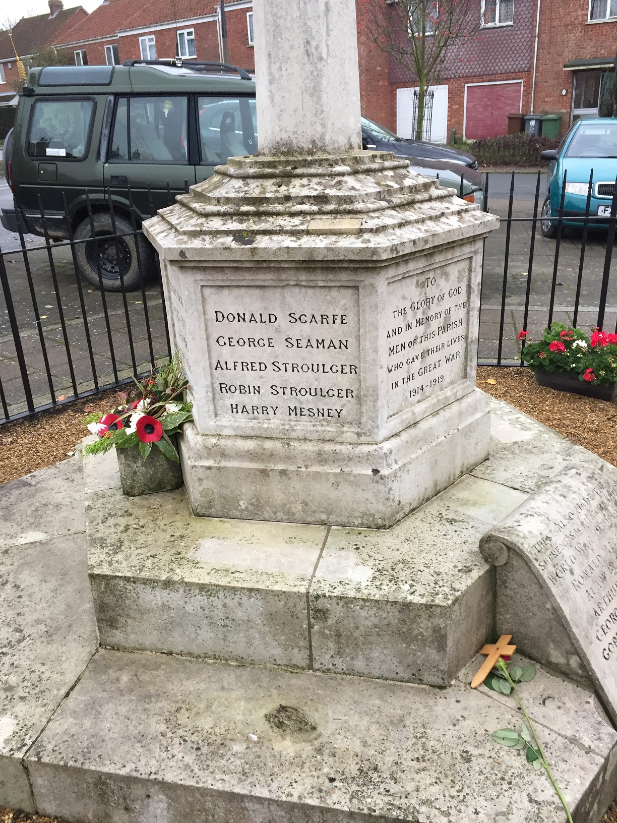 Foulsham_War_Memorial2